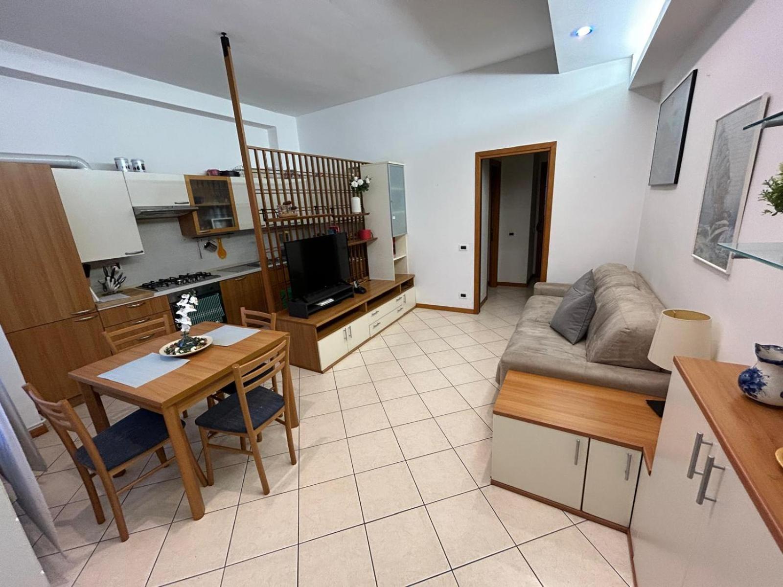 Your Home In Milan - Elegant & Comfortable Stay מראה חיצוני תמונה